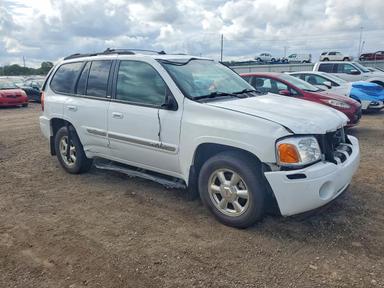 Vue de 2003 GMC ENVOY, angle 4