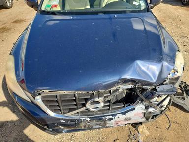 Vue de 2012 VOLVO XC60 T6, angle 11