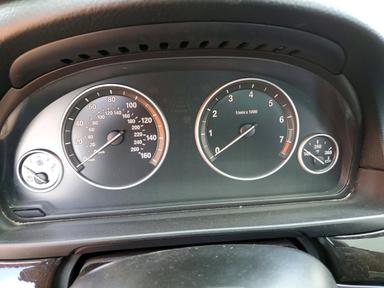Вид 2012 BMW 550 XI, угол 9