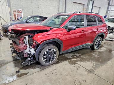 منظر 2026 SUBARU FORESTER LIMITED، زاوية 1