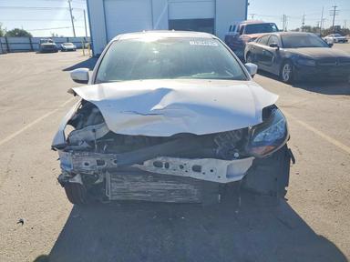 Вид 2013 FORD FOCUS TITANIUM, угол 5