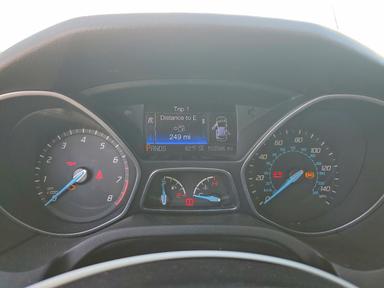 Вид 2013 FORD FOCUS TITANIUM, угол 9