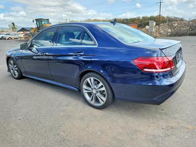 Vista de 2016 MERCEDES-BENZ E 350, ángulo 2
