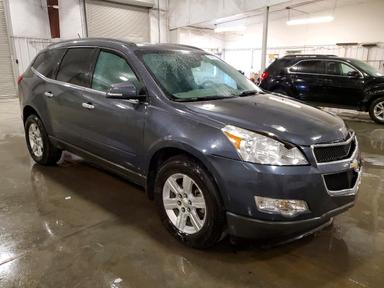 Вид 2011 CHEVROLET TRAVERSE LT, угол 4