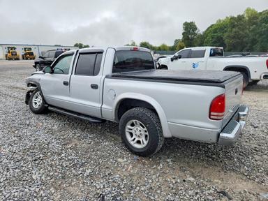 Вид 2004 DODGE DAKOTA QUAD SLT, угол 2