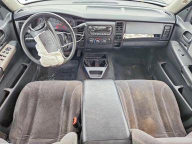 Вид 2004 DODGE DAKOTA QUAD SLT, угол 8
