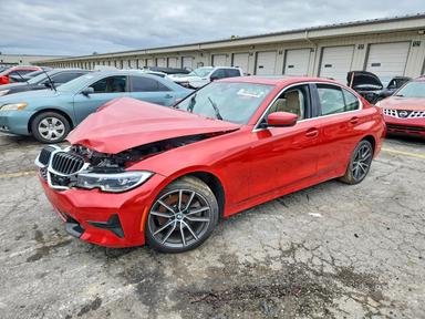 Вид 2021 BMW 330XI, угол 1