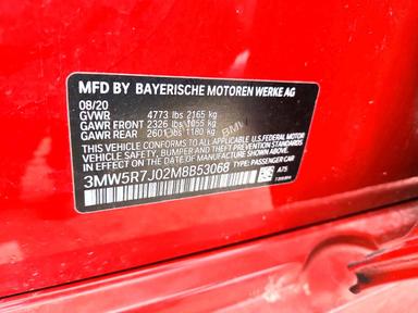 Вид 2021 BMW 330XI, угол 12