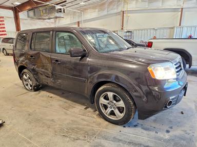 Vista de 2012 HONDA PILOT EXL, ángulo 4