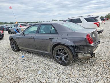 Vue de 2021 CHRYSLER 300 S, angle 2