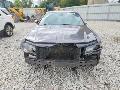 Vue de 2021 CHRYSLER 300 S, angle 5
