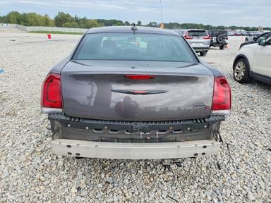 Vue de 2021 CHRYSLER 300 S, angle 6