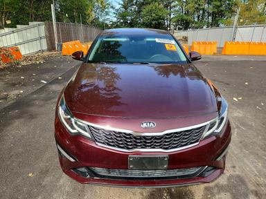 منظر 2019 KIA OPTIMA LX، زاوية 5