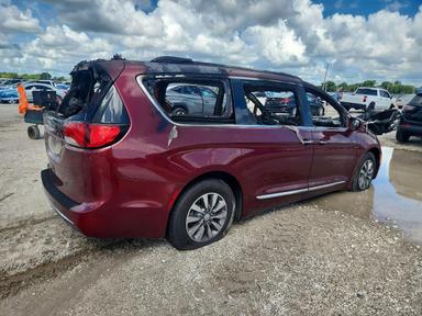 Vista de 2019 CHRYSLER PACIFICA TOURING L PLUS, ángulo 3