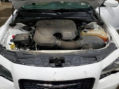 Вид 2018 CHRYSLER 300 TOURING, угол 11