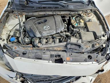 منظر 2014 MAZDA 3 SV، زاوية 11