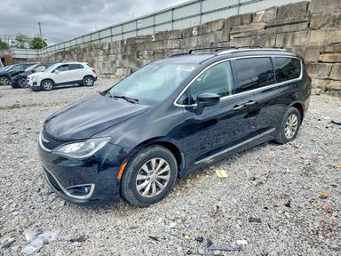 Vedere 2019 CHRYSLER PACIFICA TOURING L, unghi 1