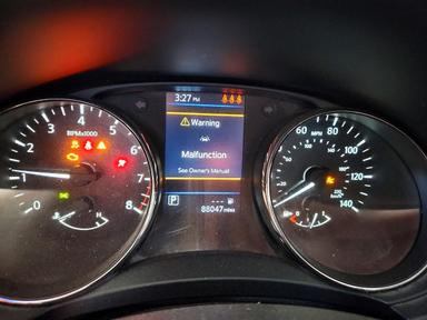 Vista de 2021 NISSAN ROGUE SPORT S, ángulo 9