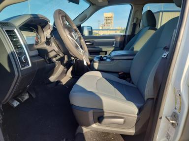 منظر 2018 RAM 2500 SLT، زاوية 7