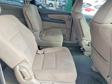 2011 HONDA ODYSSEY LX view, angle 11