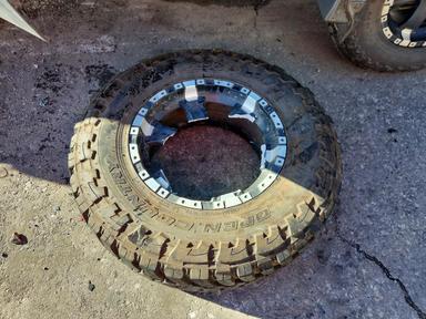 Вид 2007 TOYOTA FJ CRUISER BASE, угол 12
