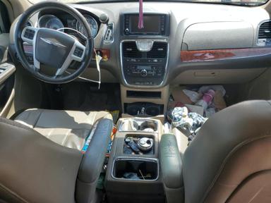 Vista de 2014 CHRYSLER TOWN &amp; COUNTRY TOURING, ángulo 8