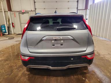 Vista de 2024 KIA NIRO WIND, ángulo 6