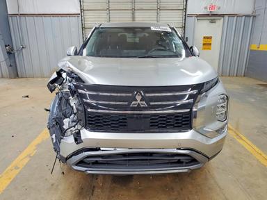 Vue de 2025 MITSUBISHI OUTLANDER SE, angle 5