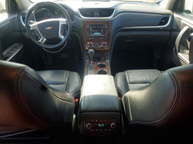 Vista de 2014 CHEVROLET TRAVERSE LT, ángulo 8