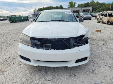 Vue de 2014 DODGE AVENGER SE, angle 5