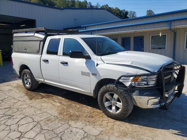 منظر 2018 RAM 1500 ST، زاوية 4