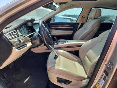 منظر 2012 BMW 750 LI، زاوية 7