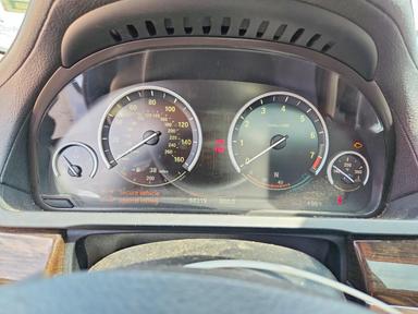 منظر 2012 BMW 750 LI، زاوية 9