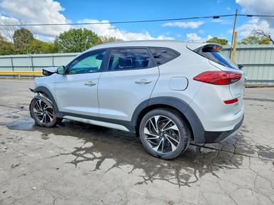 Vue de 2019 HYUNDAI TUCSON SPORT, angle 2