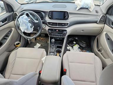 Vue de 2019 HYUNDAI TUCSON SPORT, angle 8
