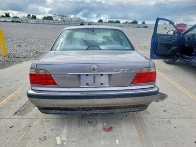 Vista de 1998 BMW 740 I AUTOMATIC, ángulo 6