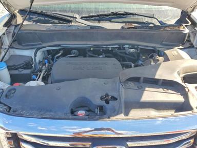 Vue de 2014 HONDA PILOT TOURING, angle 12