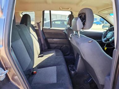 Vue de 2016 JEEP COMPASS SPORT, angle 11