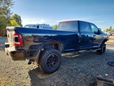 منظر 2024 RAM 3500 BIG HORN، زاوية 3
