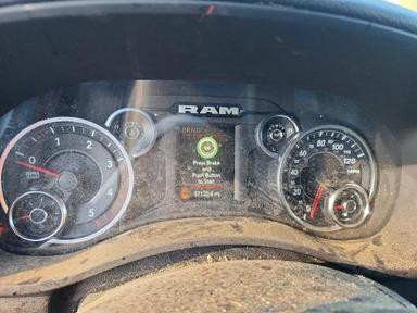 منظر 2024 RAM 3500 BIG HORN، زاوية 9