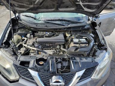 2016 NISSAN ROGUE SL view, angle 11