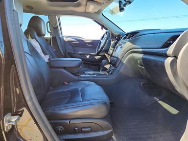 Vedere 2016 CHEVROLET TRAVERSE LT, unghi 7