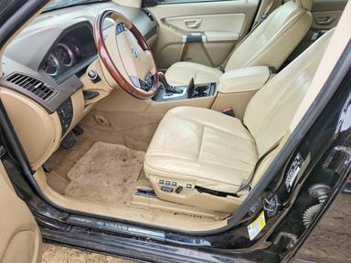 Vue de 2013 VOLVO XC90 3.2, angle 7