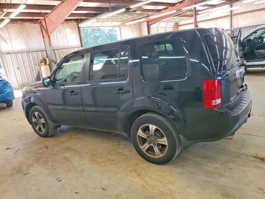 2015 HONDA PILOT SE view, angle 2