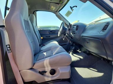 Вид 2003 FORD F150, угол 10