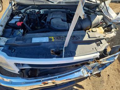 Вид 2003 FORD F150, угол 11