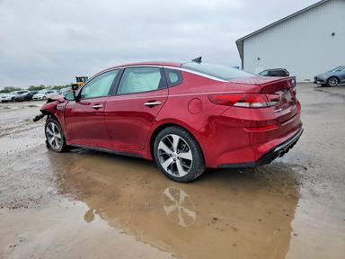 Vista de 2019 KIA OPTIMA S, ángulo 2