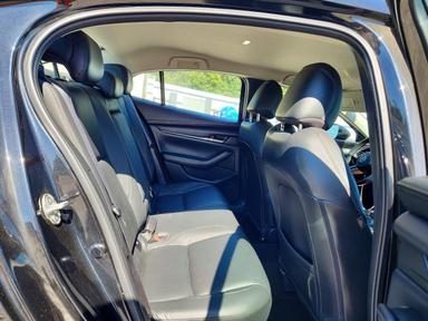 2023 MAZDA 3 SELECT view, angle 10