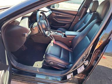 2023 MAZDA 3 SELECT view, angle 7