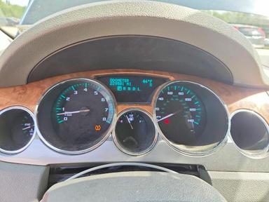 Vista de 2011 BUICK ENCLAVE CXL, ángulo 9